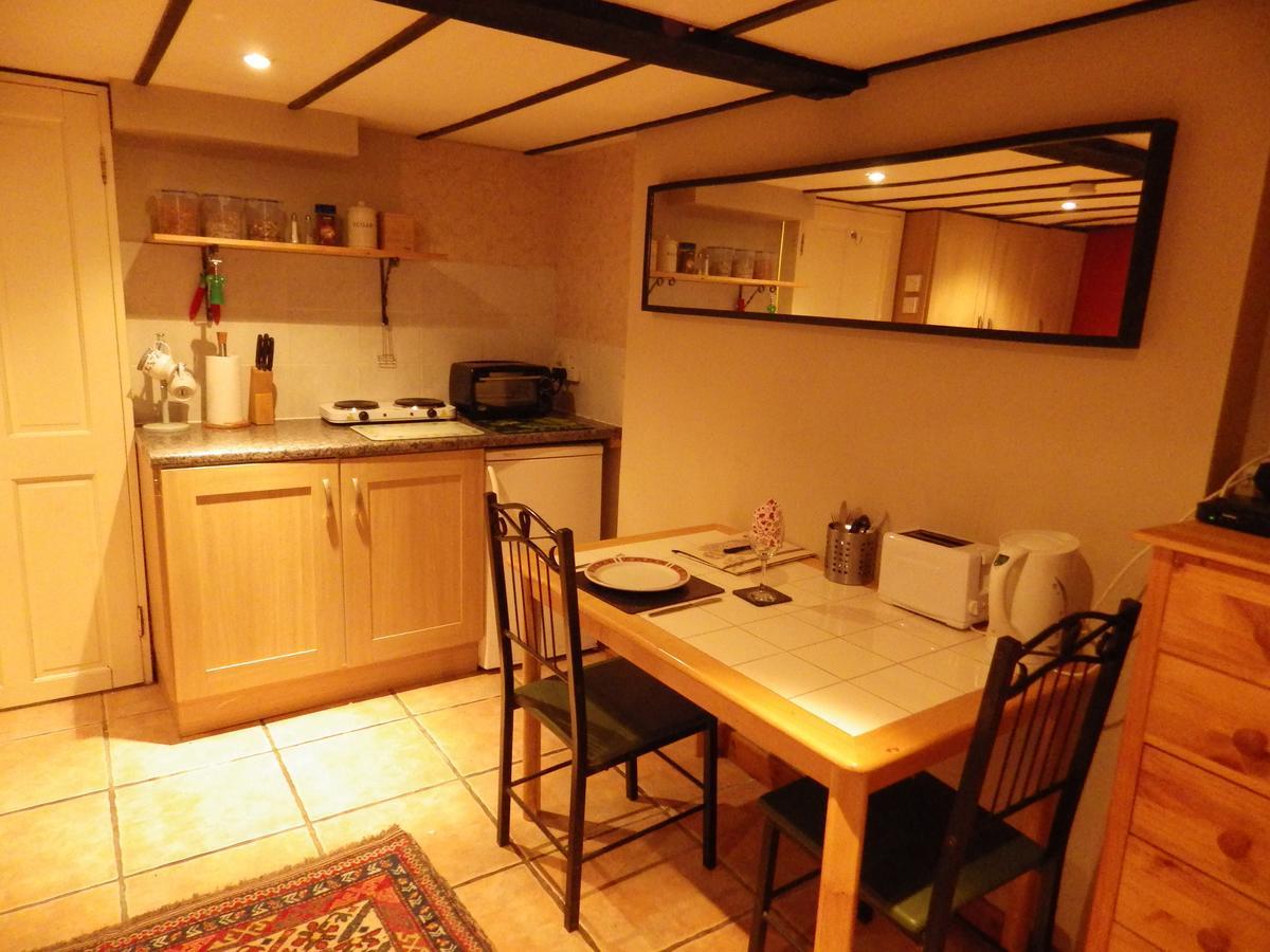 Ryvington Apartments Abergavenny Zimmer foto
